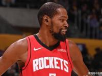 28圈娱乐-杜兰特回归赛场，逆转首场状态亮眼，独行侠观众沸腾！的简单介绍