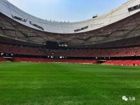 28圈-斯图加特训练开放日，今夜回应争议引欢呼，意大利杯在即，控场能力受关注(斯图加特大会)