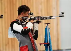  越战血战丛林90分钟 